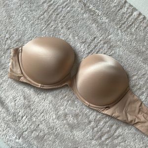 Victorias Secret, Very Sexy 34DD strapless bra